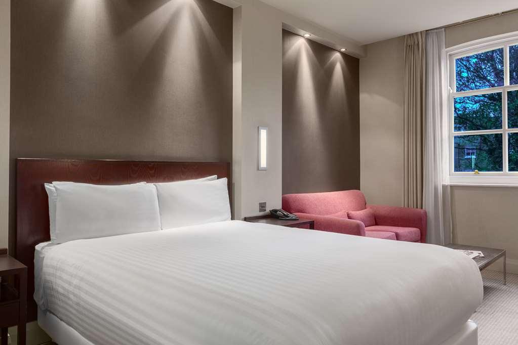 Отель Nh London Kensington Номер фото